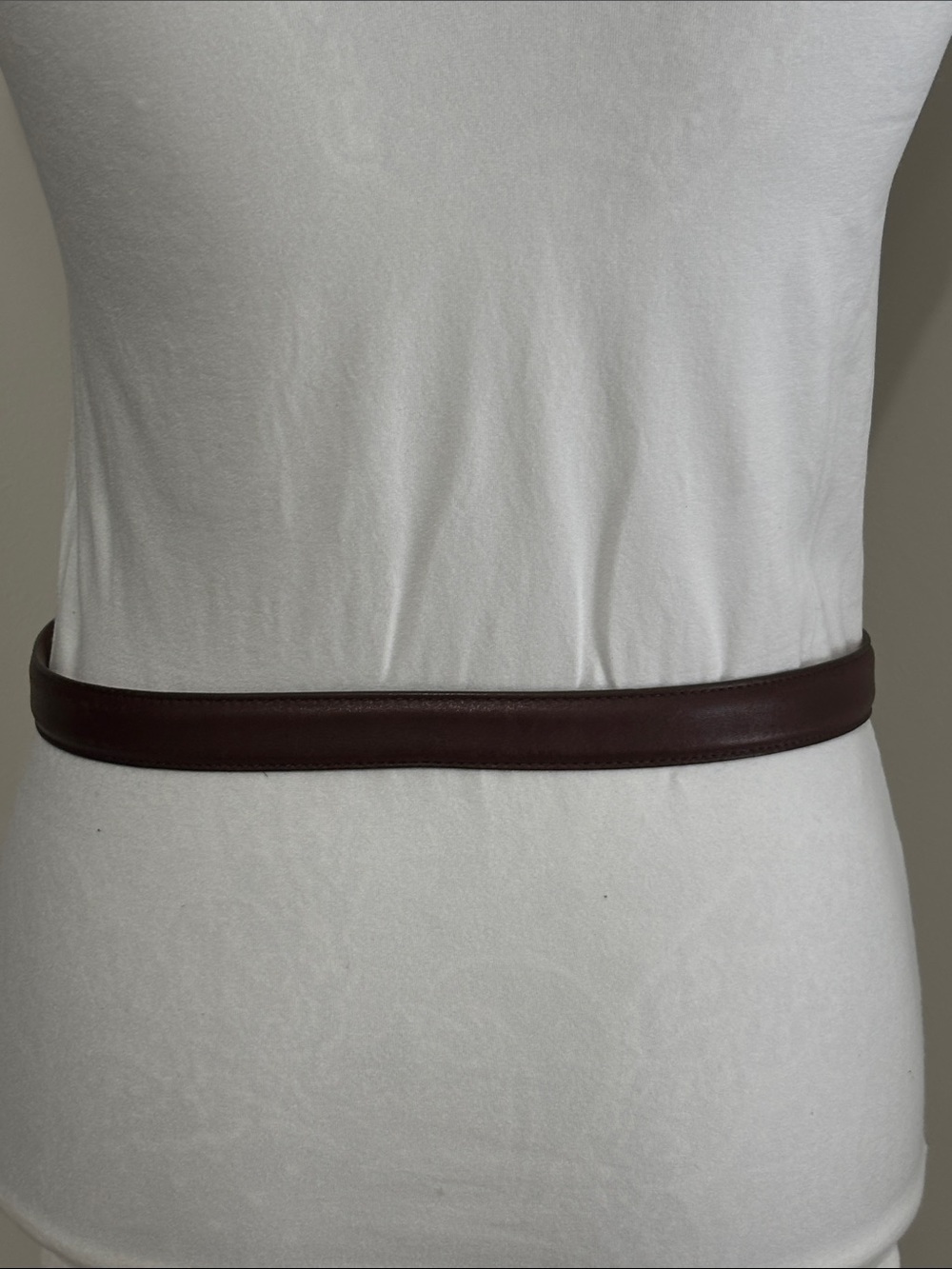 Coach Women's Dark Brown Leather Belt with Rounded Silver Buckle. Size Medium. - Picture 5 of 8